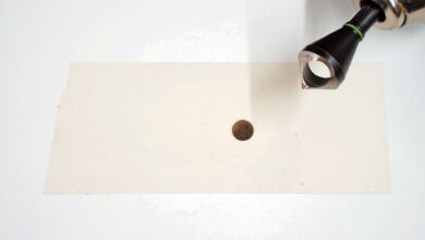 Durch das Anfasen der Bohrlochränder wird eine Haftbrücke zur Oberfläche geschaffen. (C) S. Böning