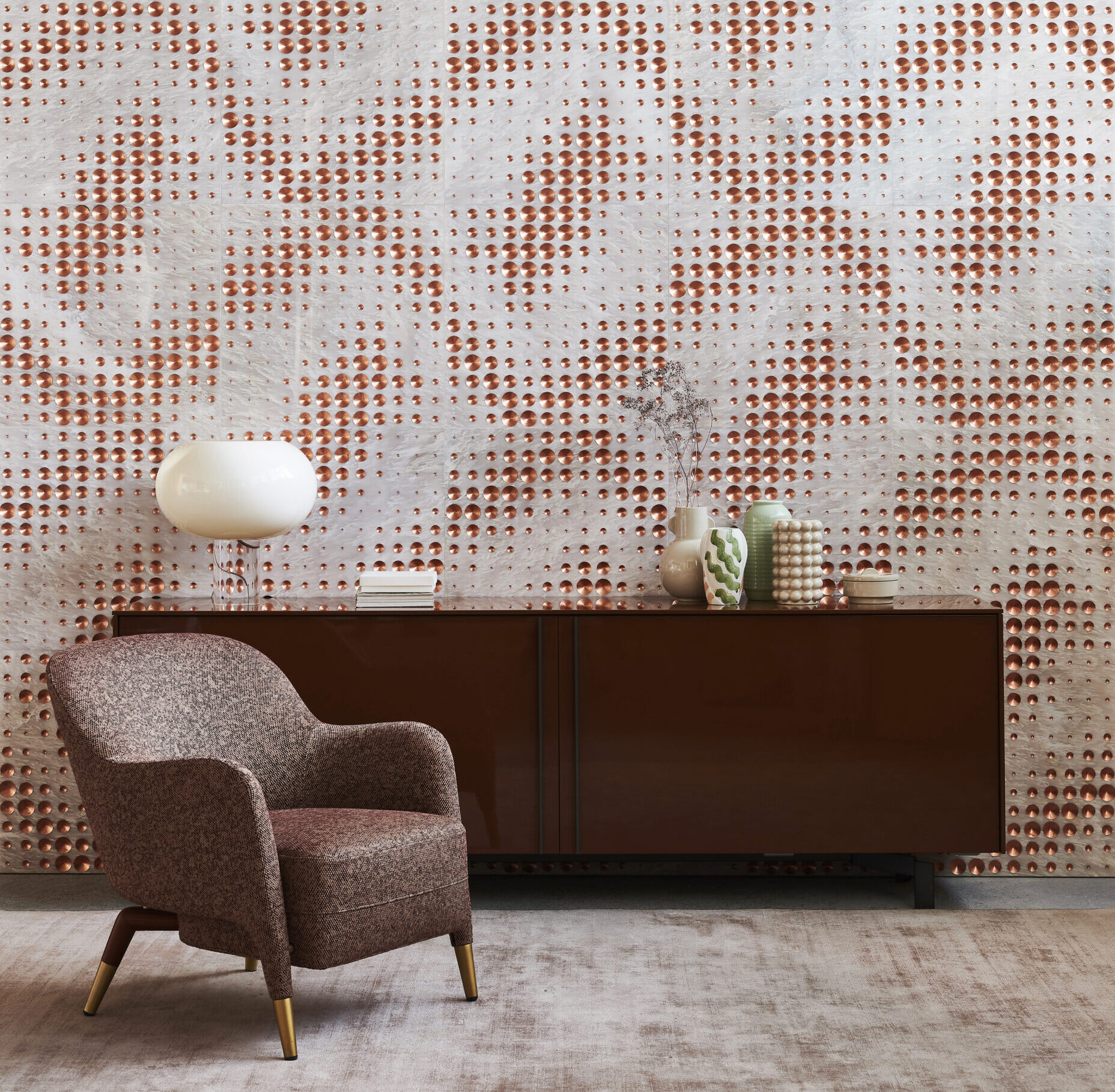 Die Marmorpaneele „Dissonanze“ von Lithos Design bringen Glanz und einen Hauch von Glamour in den Raum. © Lithos Design