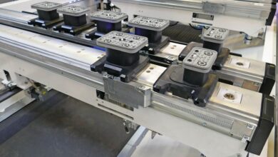 Bei Homag zu sehen: der A-Flex-Tisch, eine Kombination aus Konsolen und automatischem Tisch. (C) Homag