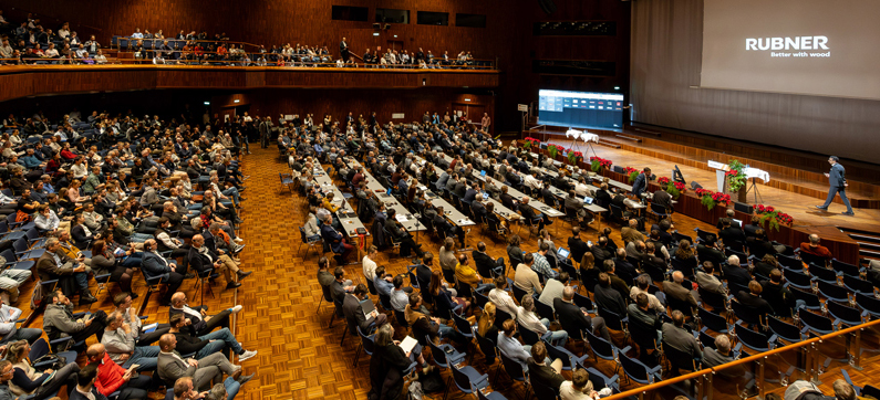 Das 29. Internationale Holzbau-Forum (IHF) findet von 3. bis 5. Dezember 2025 in Innsbruck statt. Der Veranstalter erwartet wieder rund 2.400 Teilnehmer*innen.