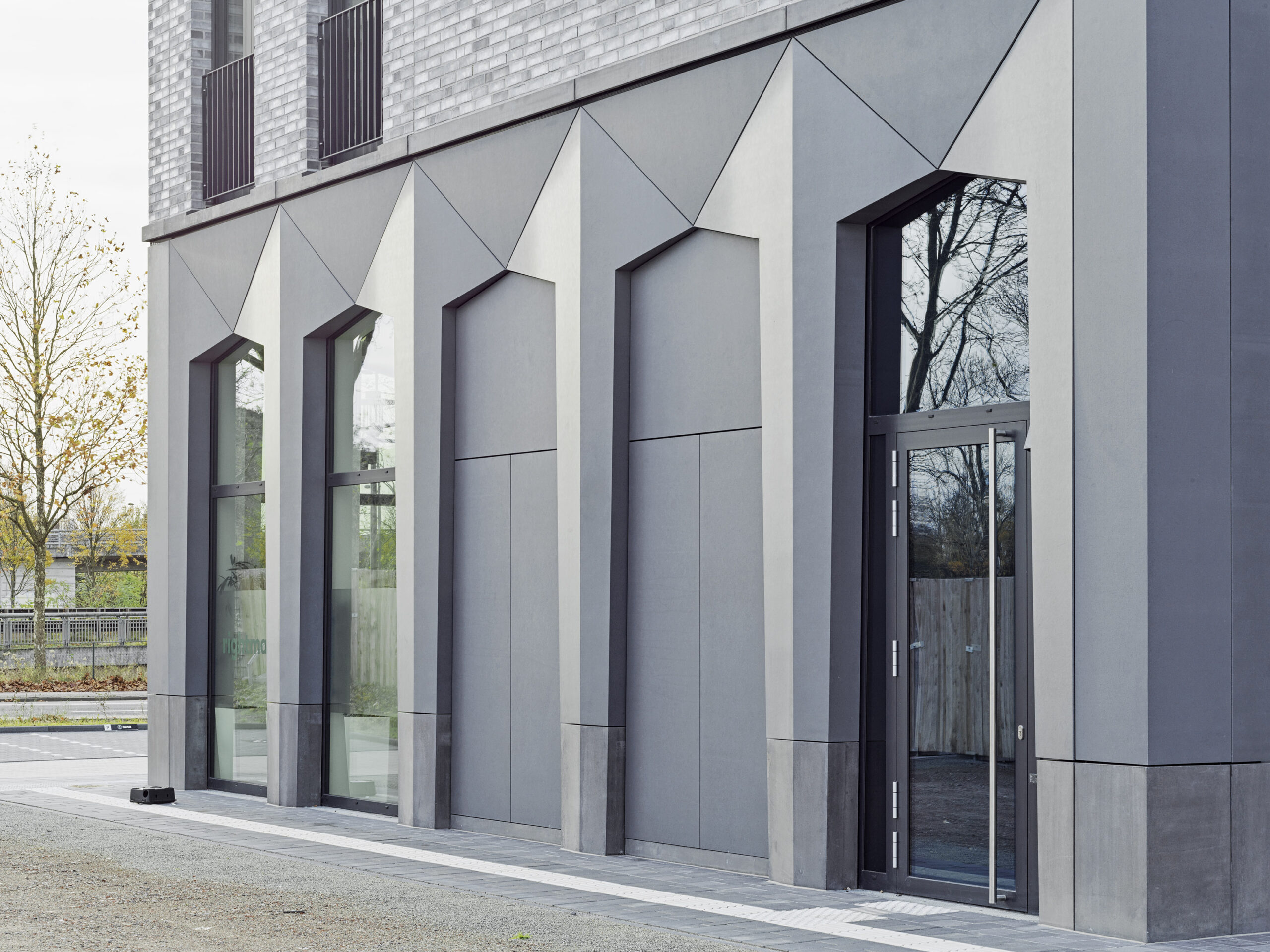Fassadenelemente aus Beton von Rieder