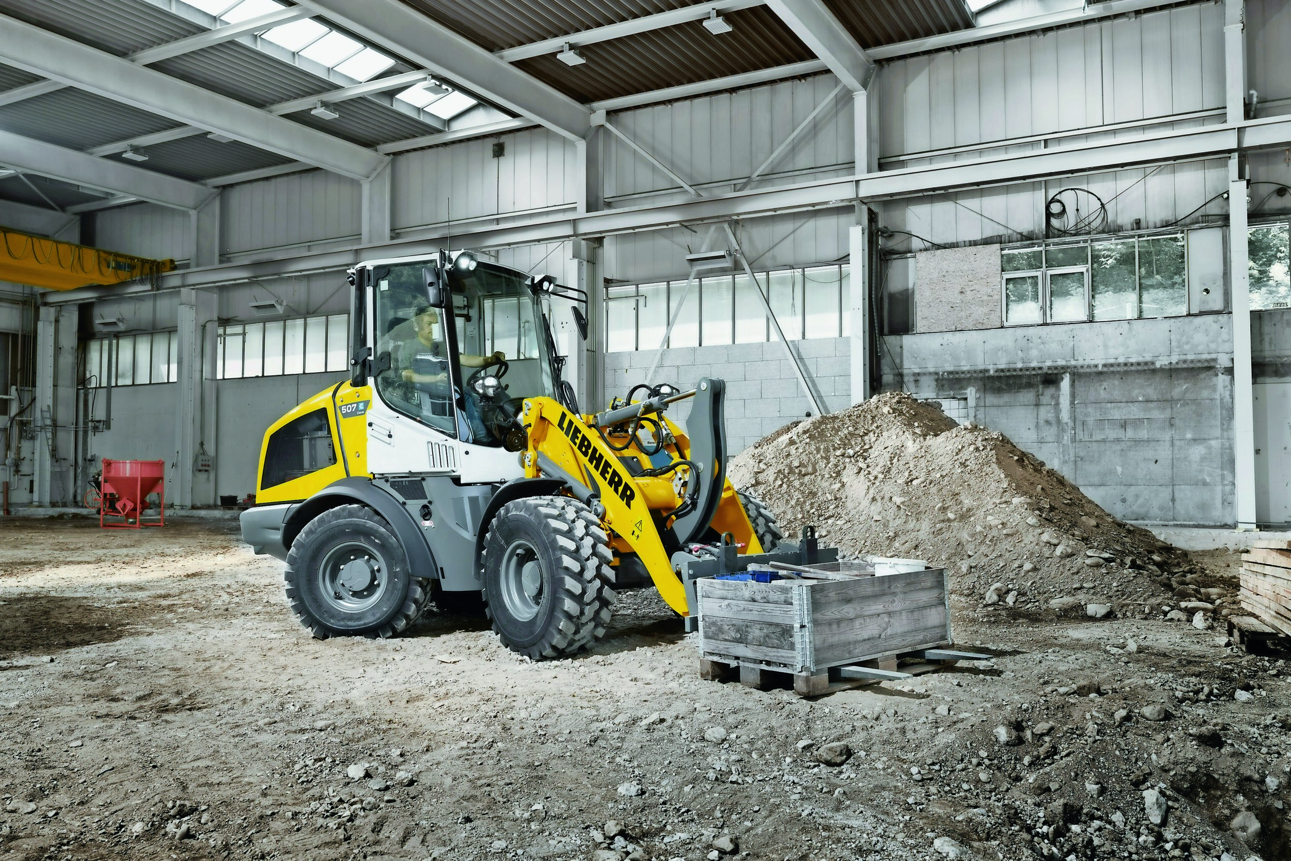 Kompakte und elektrisch betriebene Baumaschinen bleiben seitens der Hersteller nicht auf einzelne Nischen beschränkt - sondern finden sich immer öfter in zentralen Produktlinien. ©Liebherr
