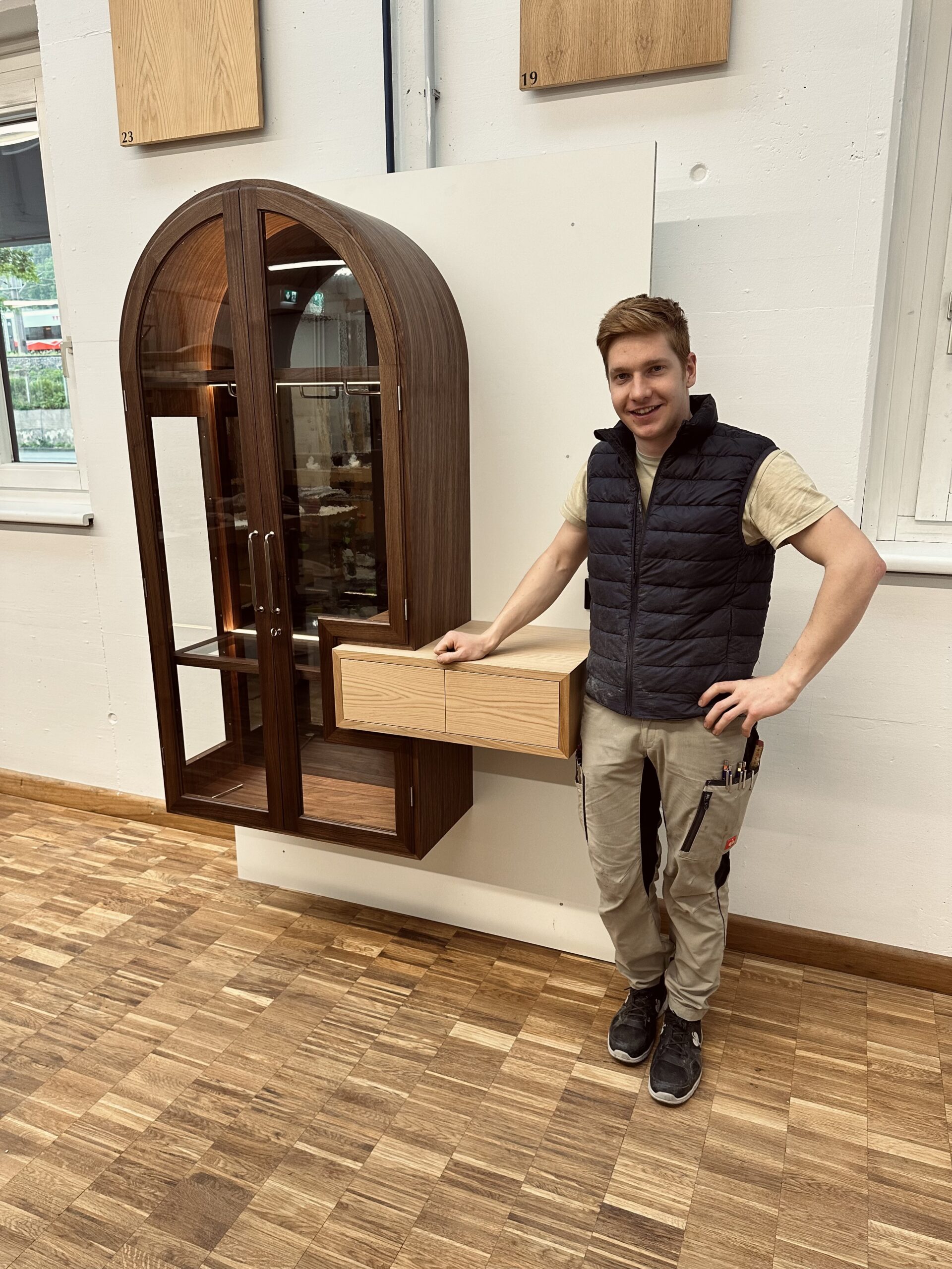 Detailverliebt und elegant ist das Meisterstück von Mark Lukas, gebaut für die Aufbewahrung und Präsentation exklusiver Accessoires. © Mark Lukas