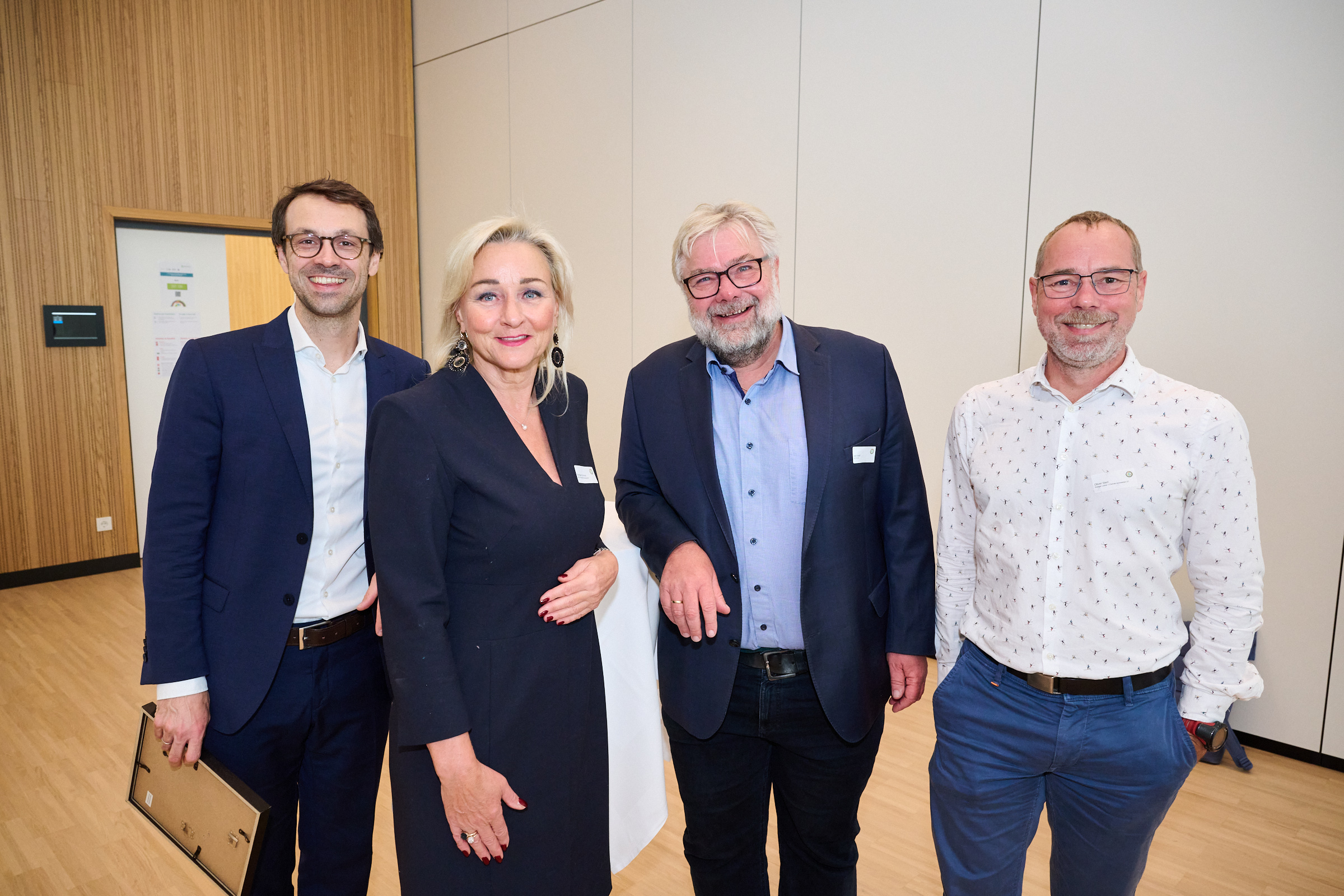 Christoph Müller-Thiede (M.O.O.CON), Reingard Schmid (WKO Immobilienmanagement), Karl Friedl (M.O.O.CON), Oliver Sterl (Rüdiger Lainer + Partner Architekten ZT)