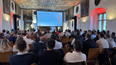 Rund 140 Partnerinstallateure aus ganz Österreich folgten der Einladung von KNV Energietechnik zur diesjährigen Partnertagung in Traunkirchen am 9. Oktober 2025.