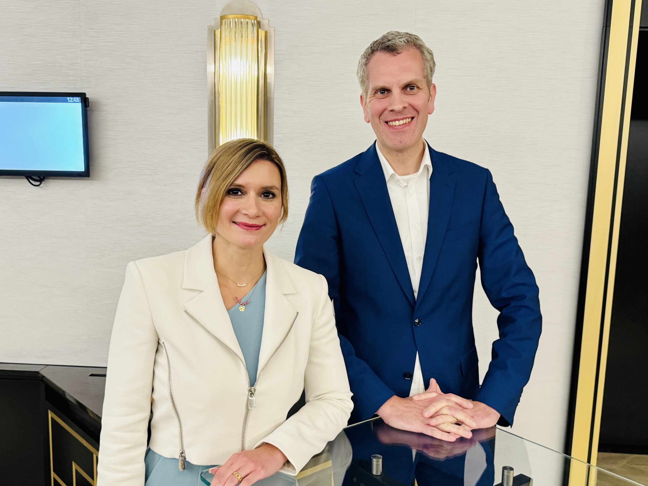 VDMA-Vertreter*innen Laura Dorfer (l.) und Thilo C. Pahl. Copyright: VDMA