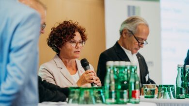 Energie-Staatssekretärin Elisabeth Zehetner (l.). Copyright: objektivgesehen