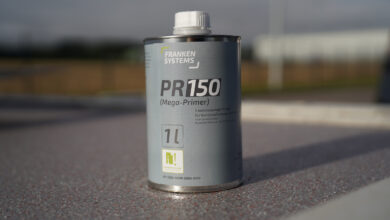 Der neue Mega-Primer PR150 von FRANKEN SYSTEMS erleichtert die Verarbeitung von Flüssigkunststoffen auf allen Kunststoff- und metallischen Untergründen.