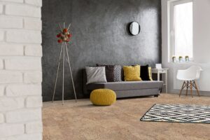 Wie eine Wunder der Natur entfaltet sich der Fußboden aus Kork von Lico – hier im Design „Fantasie Natur“.© Lico