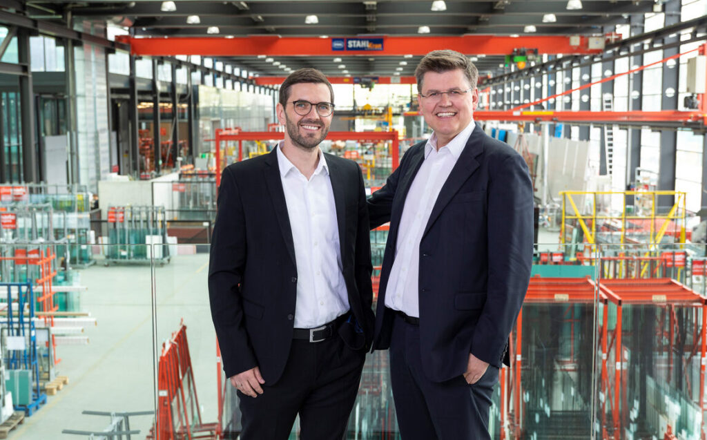 CEO Markus Weiskopf (links) wird weiterhin operativ verantwortlich sein, der jetzige COO Bernahrd Feigl wird unter anderem als gewerberechtlicher Geschäftsführer im Unternehmen bleiben. © Glas Marte