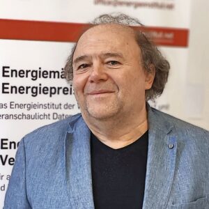 "Das Monitoring der einzelnen Verbraucher bringt für viele Betriebe Überraschungen, wenn sie schwarz auf weiß sehen, wo wieviel Energie verbraucht wird": Mario Jandrokovic,  Energieinstitut der Wirtschaft (EIW). (C) EIW/Birgit Krista