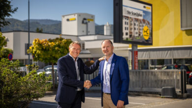 Führungswechsel bei Sto: Walter Wiedenbauer (links) und Erwin Truskaller. © Sto