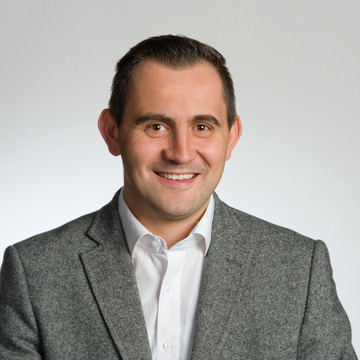 Johannes Lederbauer wurde als Vorsitzender des IHBV wiedergewählt © tcContactPerson