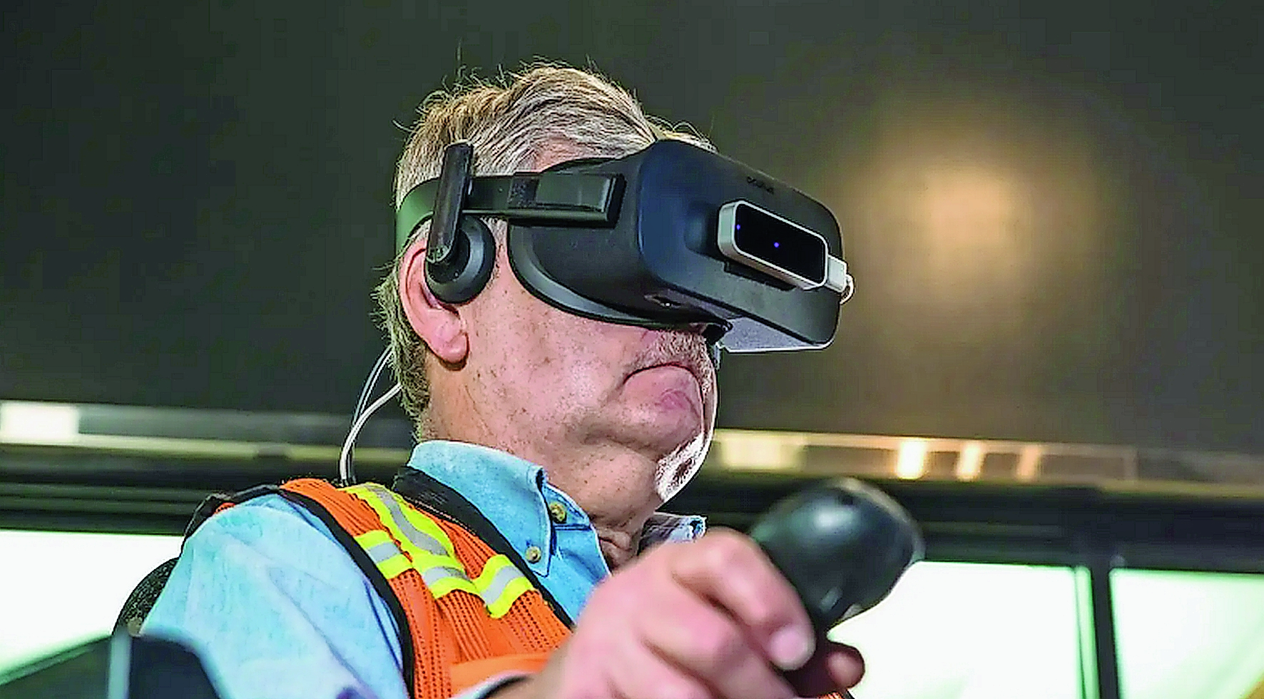 Ein wichtiger Faktor – die Ausbildung der Fahrer*innen. Zeppelin setzt auf Schulungsmodelle in verschiedenen Ausprägungen, bis hin zu typischen Cat Konsolen und Original-Fahrersitz samt Sicherheitsgurt sowie VR-Set.