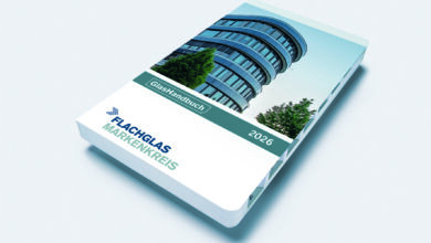 Druckfrisch und kostenlos bestellbar: das Flachglas Markenkreis GlasHandbuch 2026. © Flachglas Markenkreis