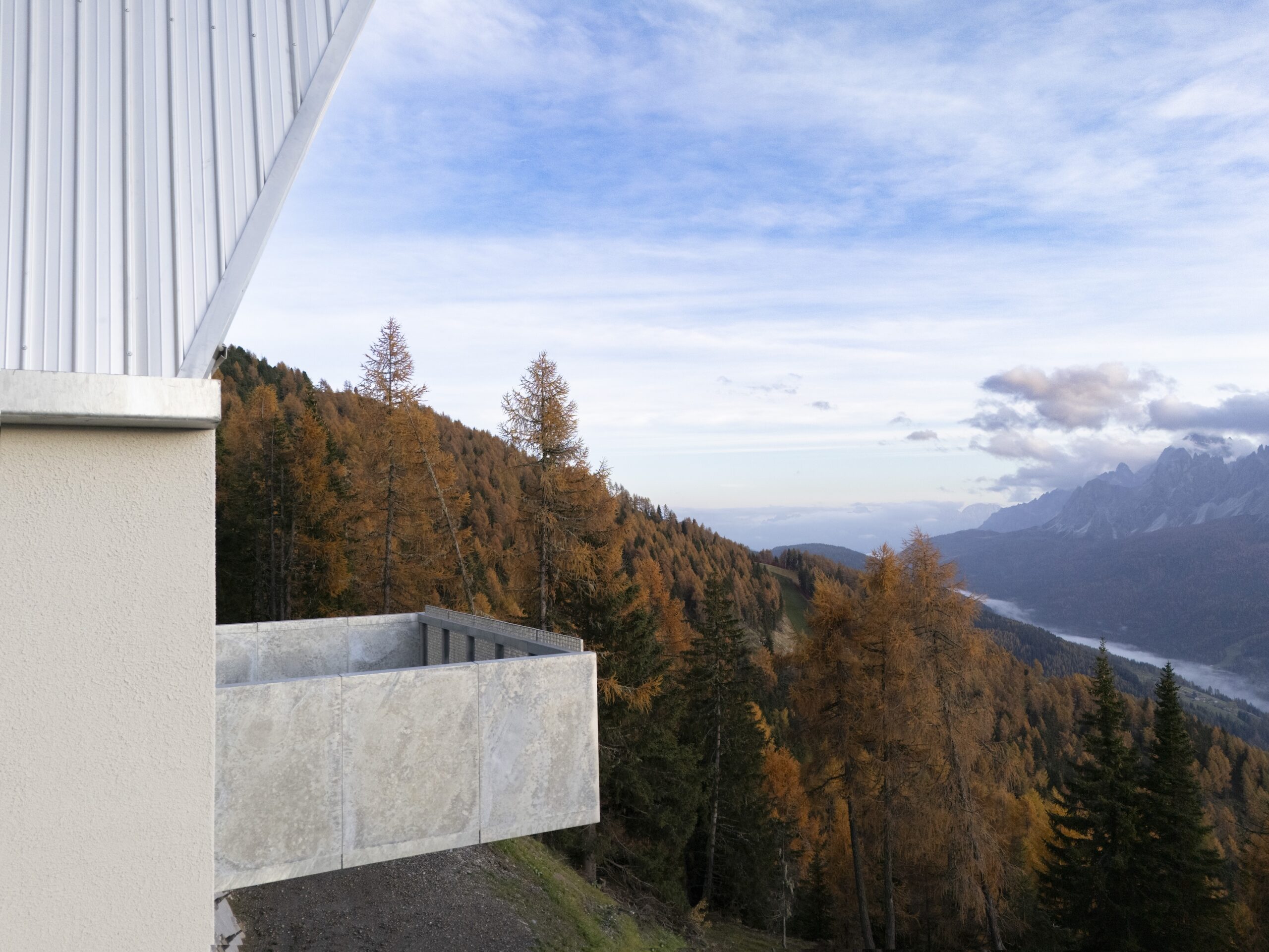 BALCONY, PLASMA STUDIO, ARCHITECT ULLA HELL, SEXTEN, SOUTH TYROL, ITALY 