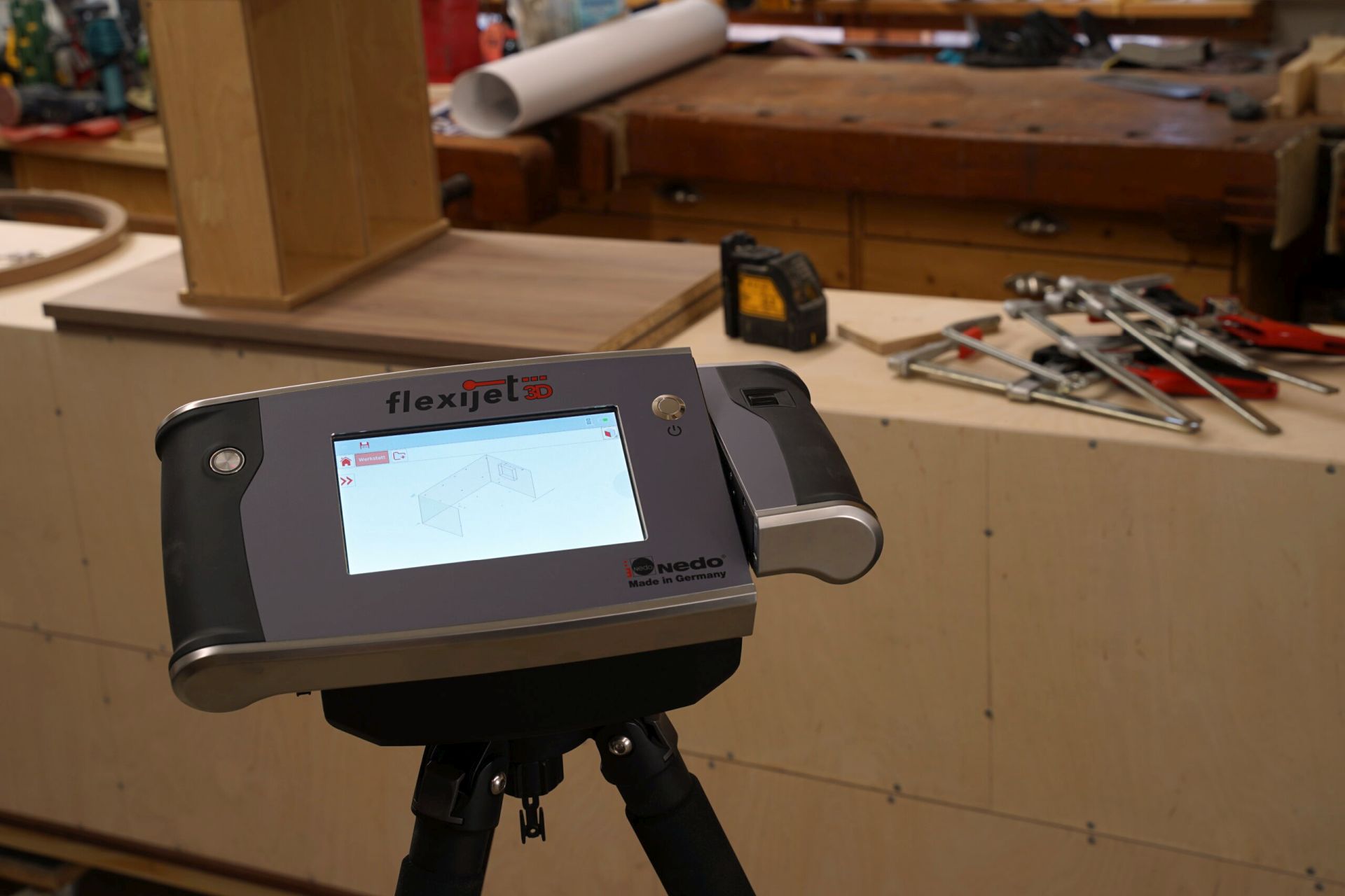 Das 3D Aufmaßsystem von Flexijet in der Tischlerwerkstatt. (C) S. Böning