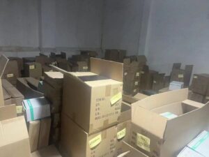 Bei der Razzia entdeckte Raubkopien.© Hansgrohe