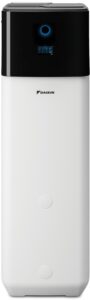 Die Daikin Altherma 4 H ECH 2O kombiniert das natürliche Kältemittel R290 mit integriertem Warmwasserspeicher und intelligenter Systemtechnik für Neubau und Sanierung.