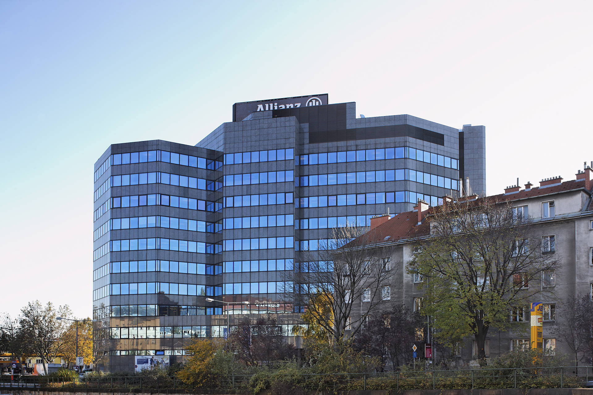 Kollitsch Invest übernimmt ehemalige Allianz-Zentrale