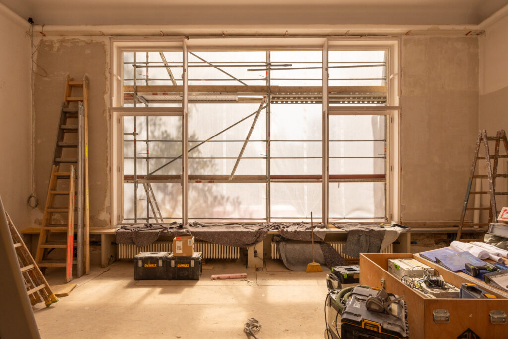 Innenansicht während der Instandsetzungsarbeiten der Villa Beer