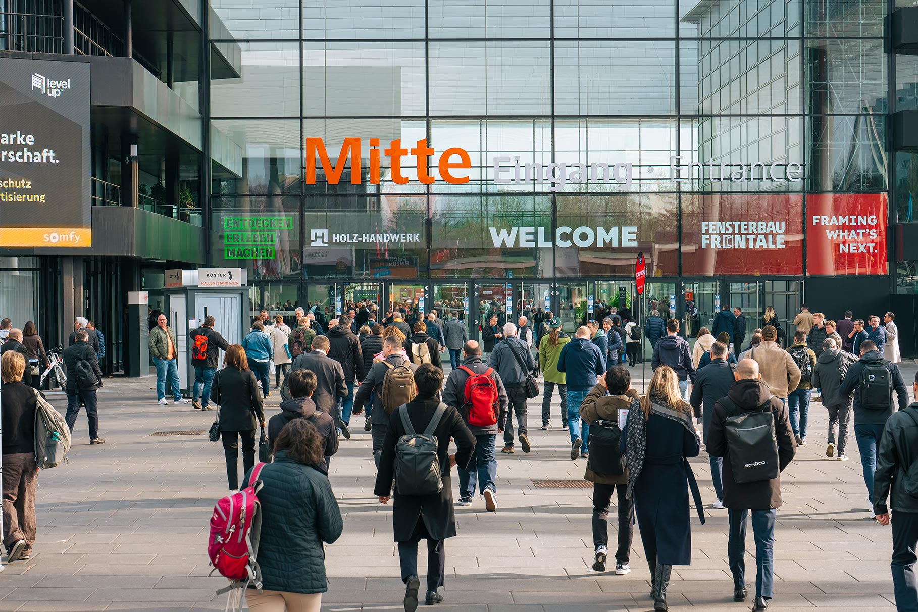 Fensterbau Frontale & Holz-Handwerk: Branchendialog in herausfordernden Zeiten