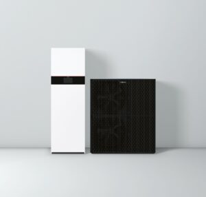 Die Vitocal 250-A Compact 10 von Viessmann kombiniert das natürliche Kältemittel R290 mit intelligenter Systemtechnik und einer besonders platzsparenden Bauweise.