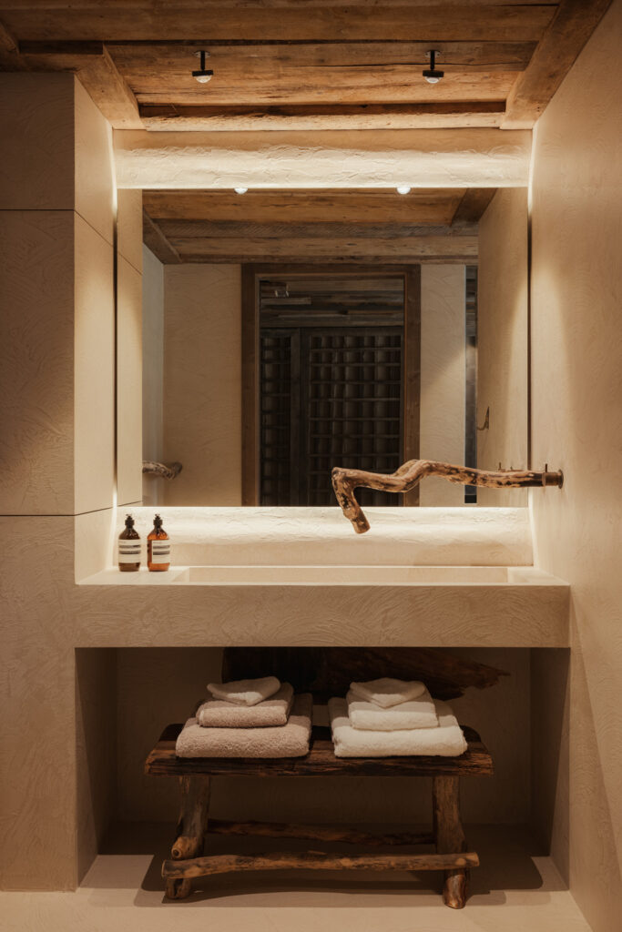 Waschraum im Eriro Alpin Hotel