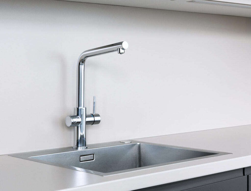 Küchenarmatur Grohe Blue Professional: auf Knopfdruck frisches Trinkwasser.