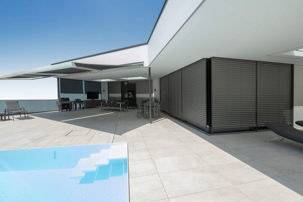 Solar-Markise ohne Stromanschluss für nachhaltigen Sonnenschutz.