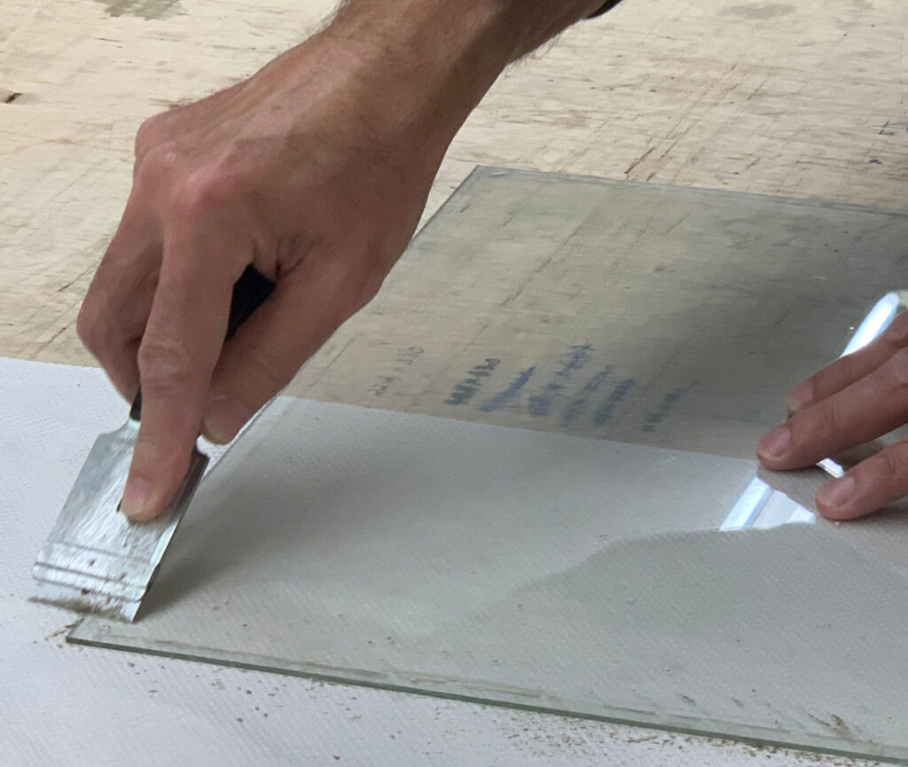 Nach der Entnahme folgt die Reinigung der Gläser und auch deren technische Bewertung.  