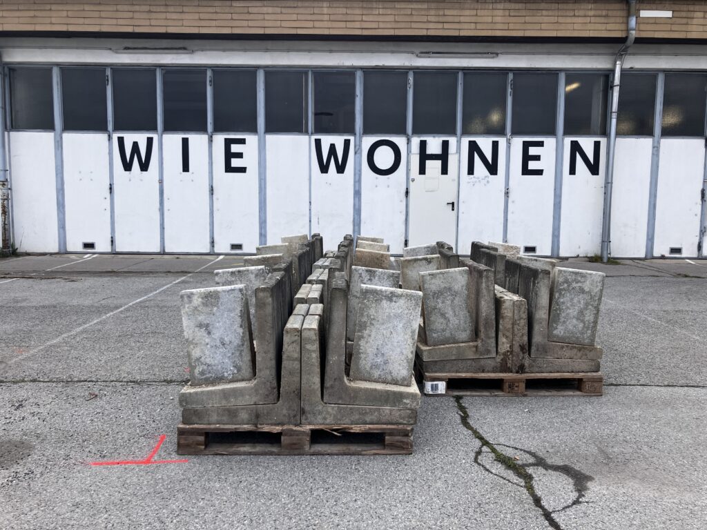 Wie funktioniert Re-Use Architektur? Beitrag bei der Klimabiennale 2024 Wien.