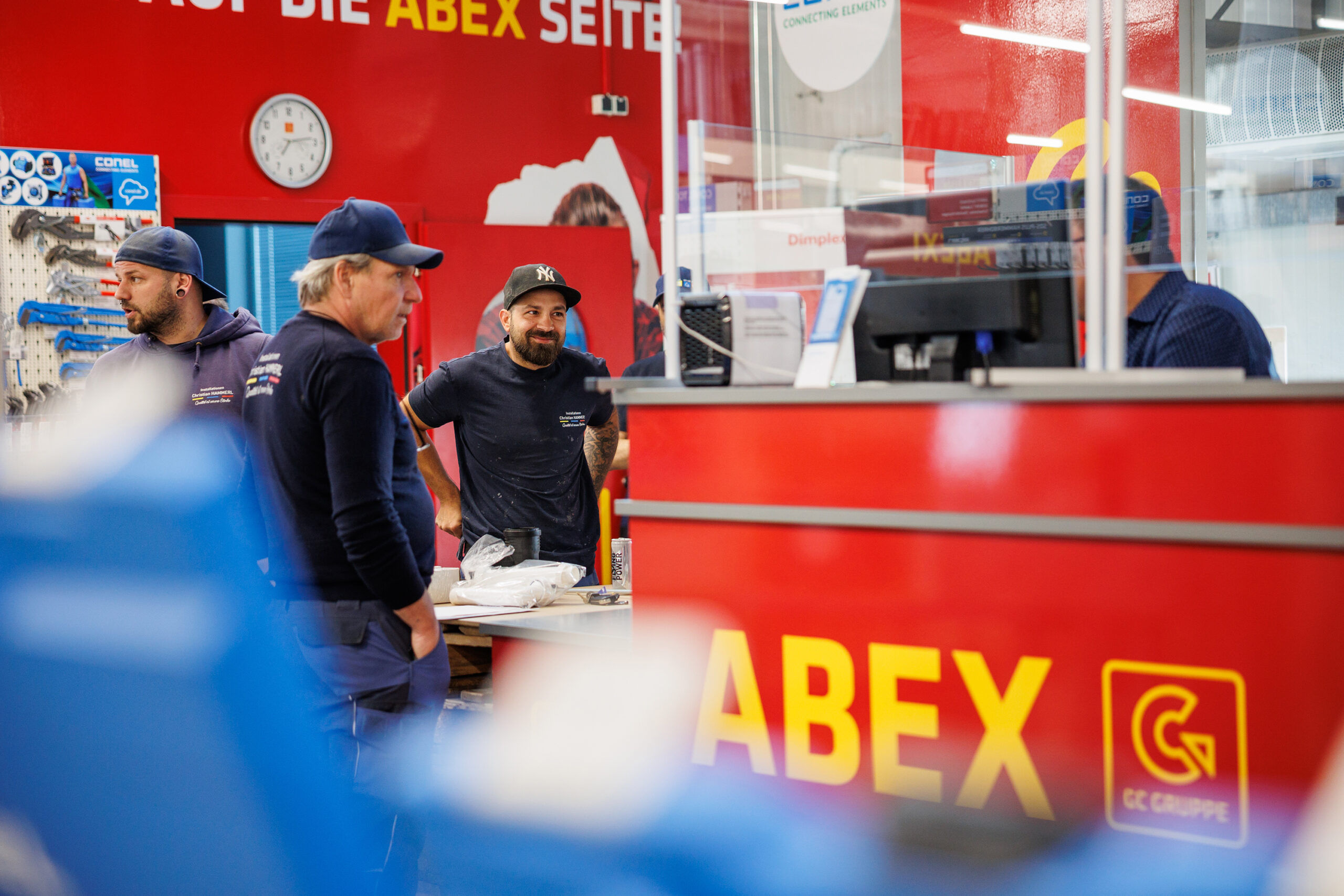 Technik zum Frühstück beim Abex