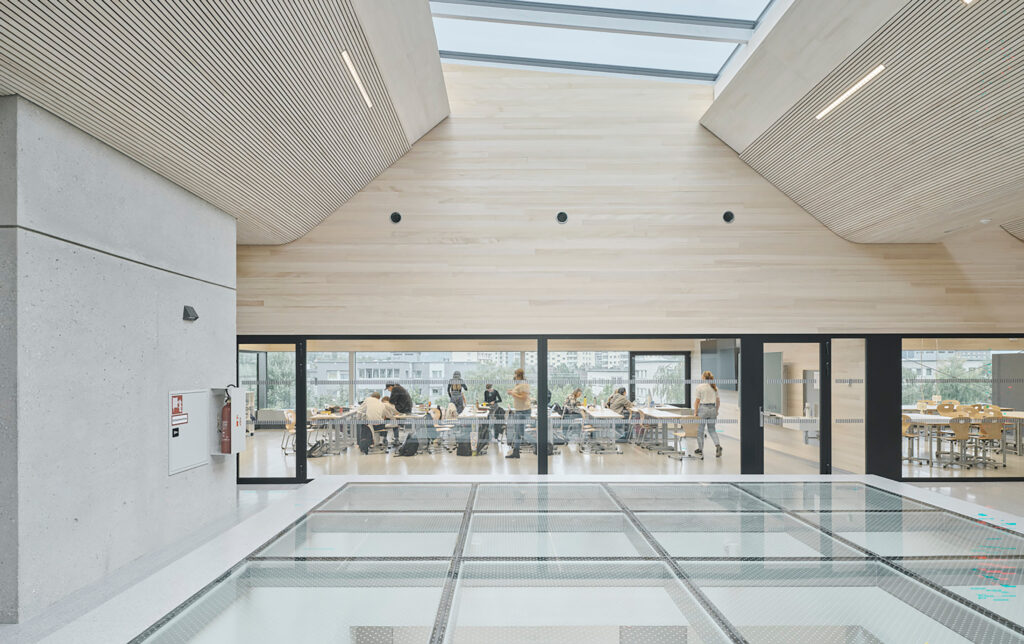 HTL Bau und Design Innsbruck, Aufstockung.