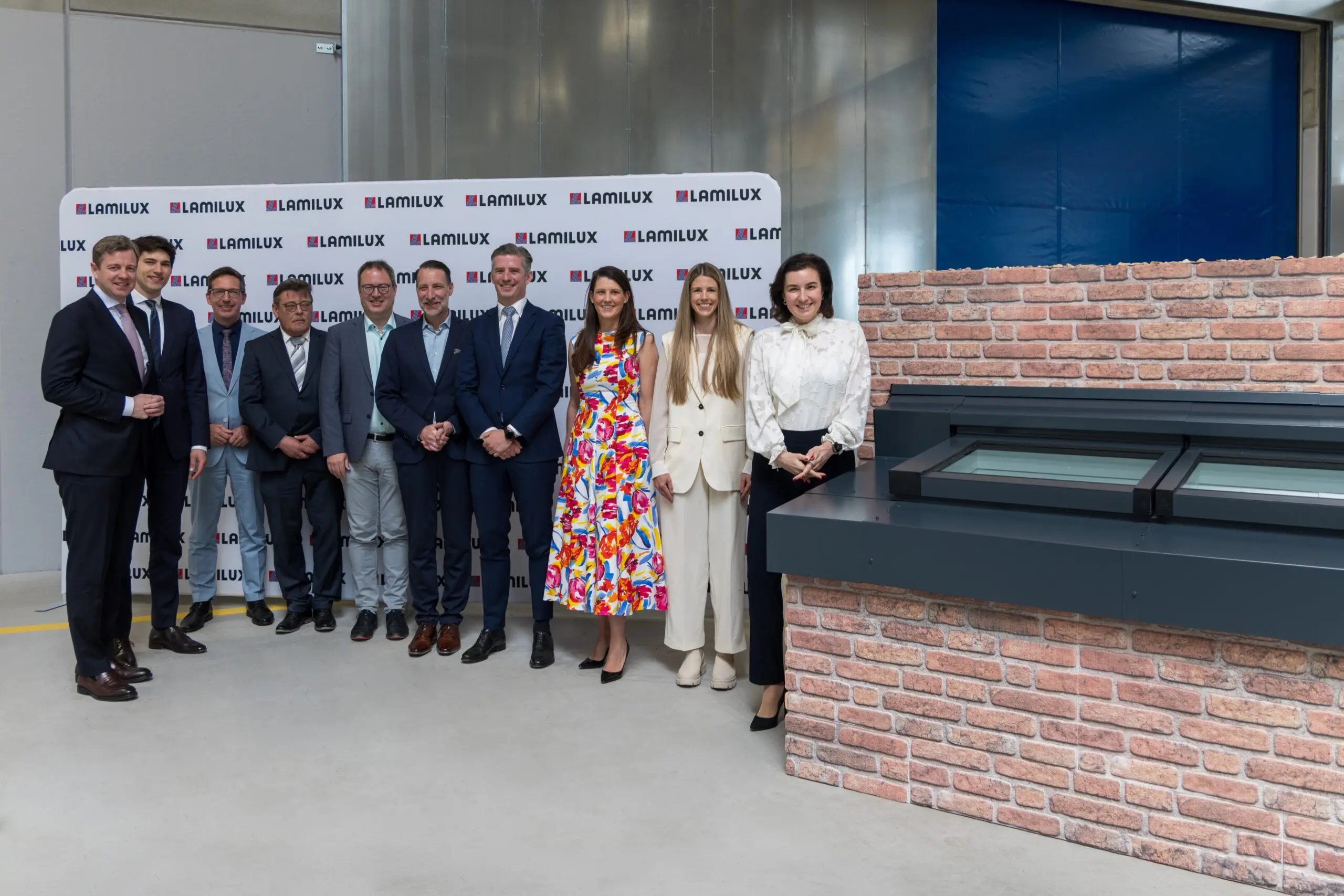 Lamilux eröffnet modernes Produktionswerk