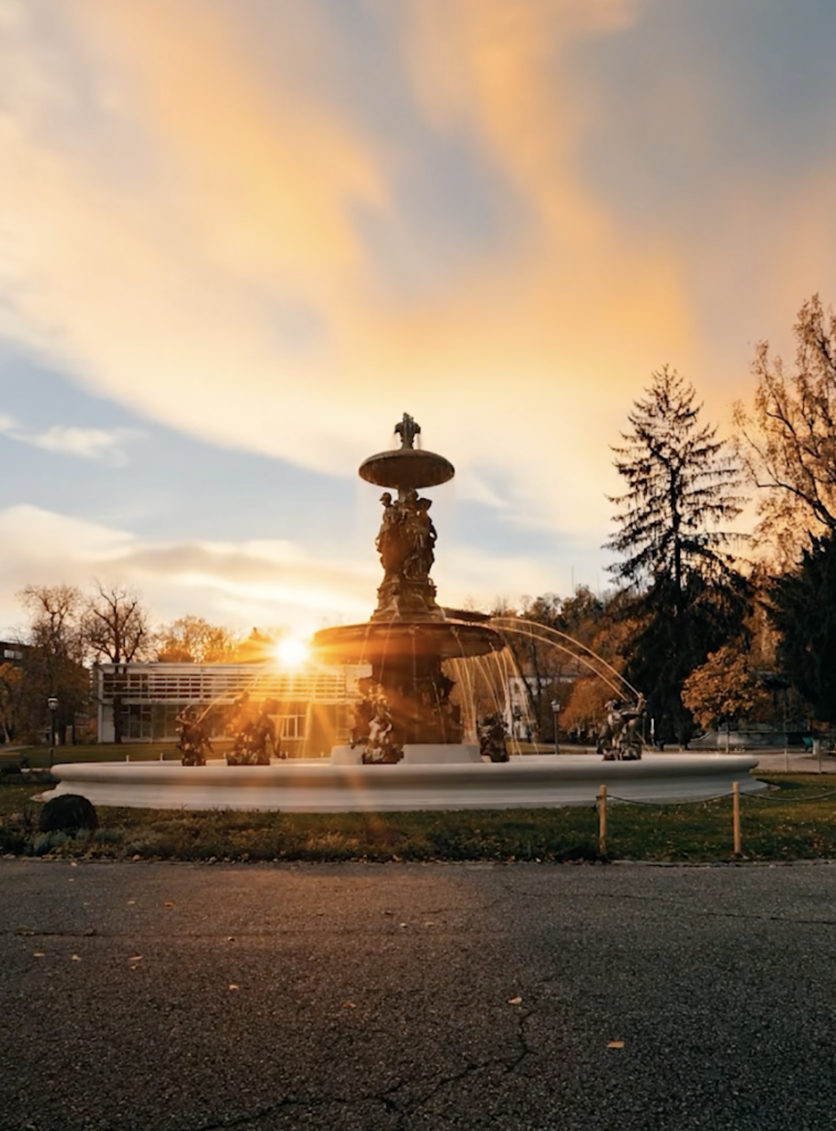 Erstrahlt in neuem Glanz: Stadparkbrunnen in Graz.