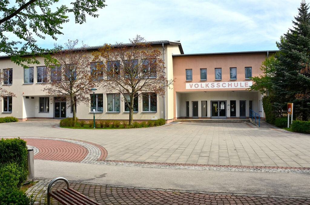 Schule Kottingbrunn © nonconform