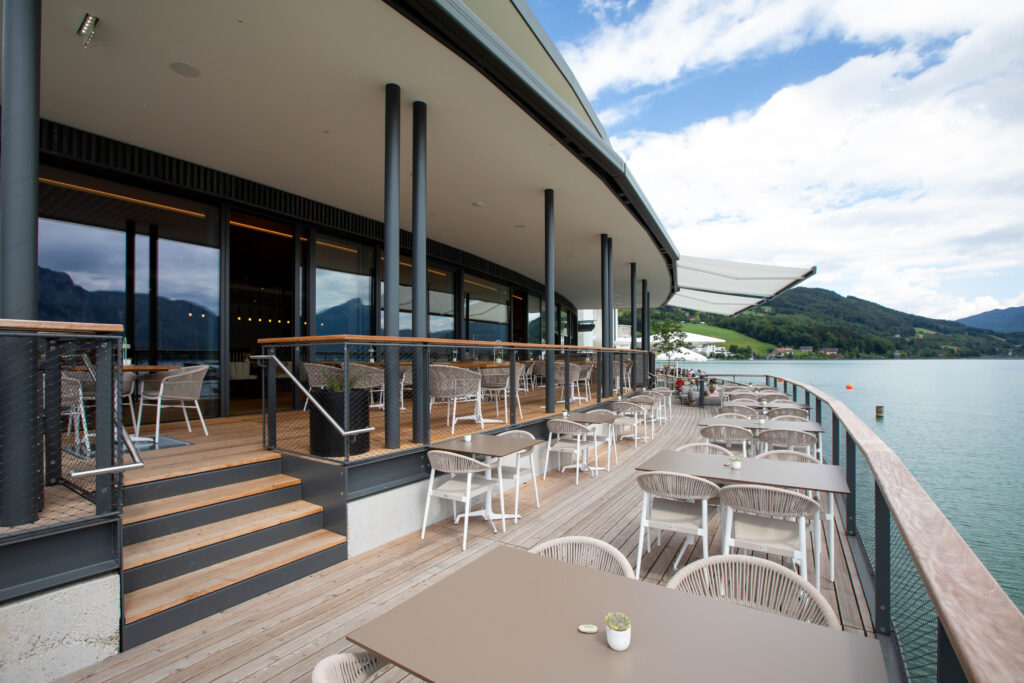 Café Mondsee Aussichtsdeck