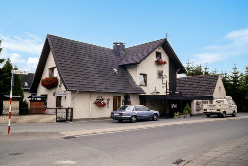 Hier begann 1976 alles: In der an das Wohnhaus der Familie angeschlossenen Garage in Schloß Holte-Stukenbrock (D).