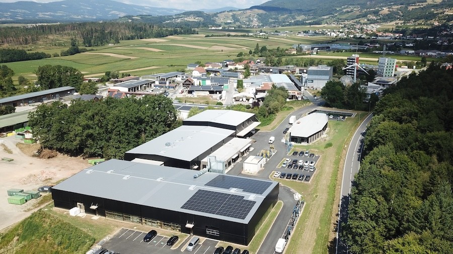 Energieautarke Produktion von Holzfenstern ohne Kunststoff