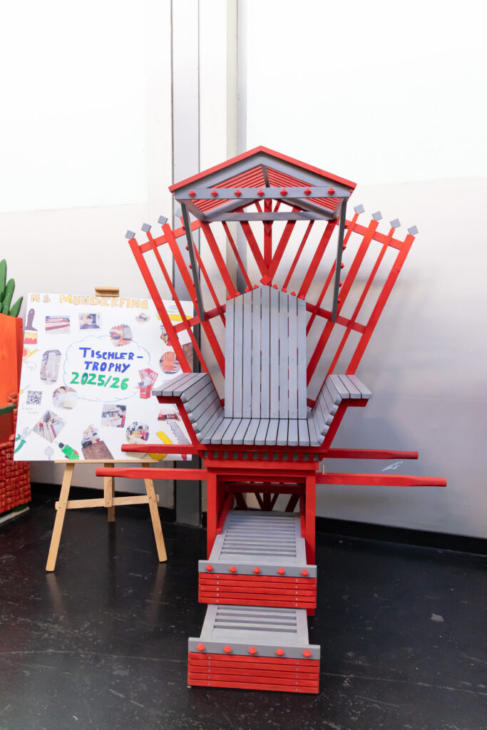 Das an eine Sänfte erinnernde Stuhl der MS Munderfing überzeugte die Jury in der Kategorie Design.