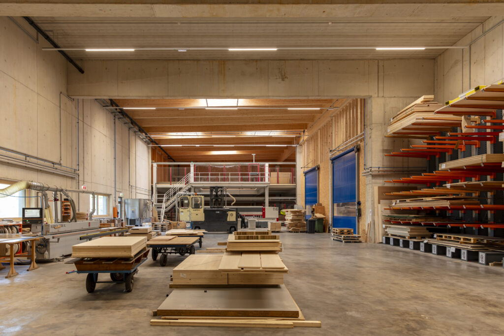 Produktionshalle von Tiro