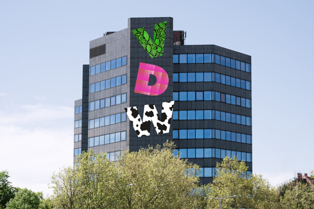 Die Festivalzentrale 2026 ist das Allianz-Gebäude von Harry Glück aus den 1970er-Jahren.