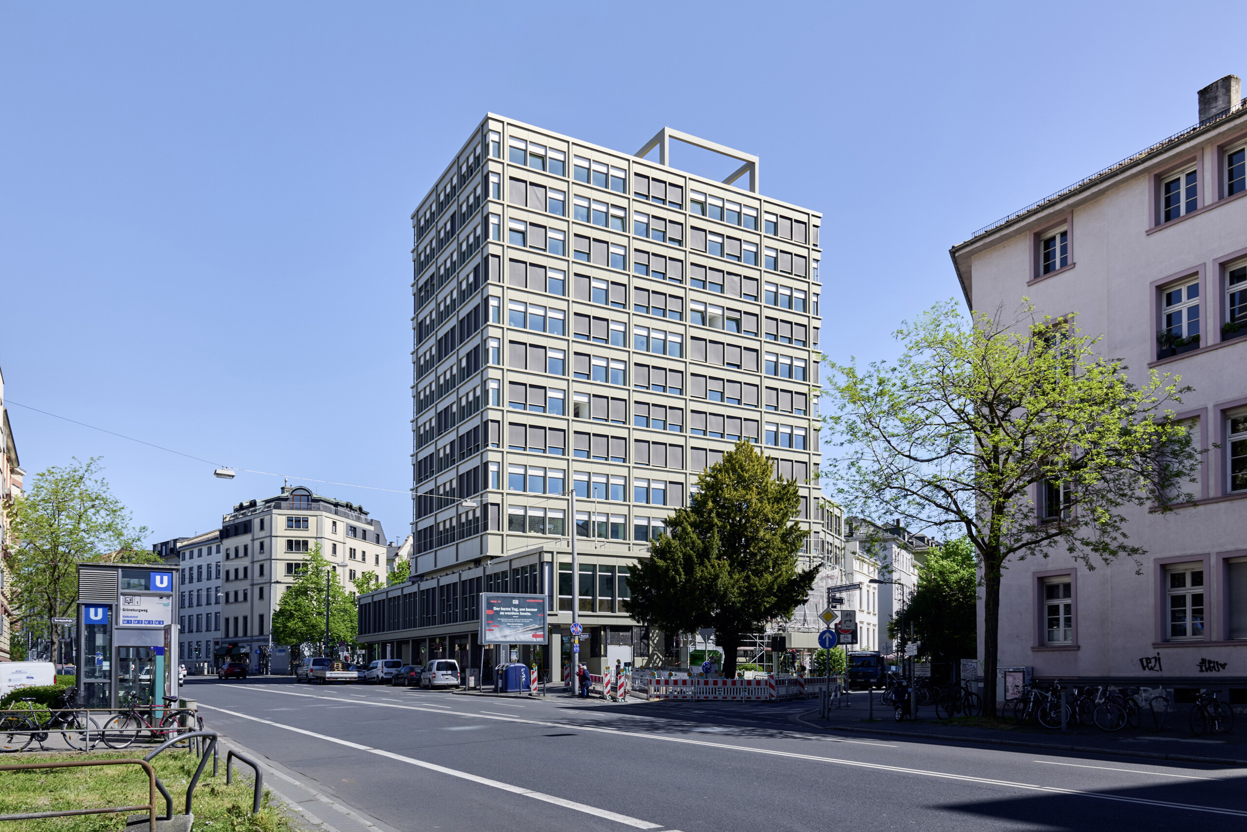 WICONA: Fenstersanierung im laufenden Betrieb