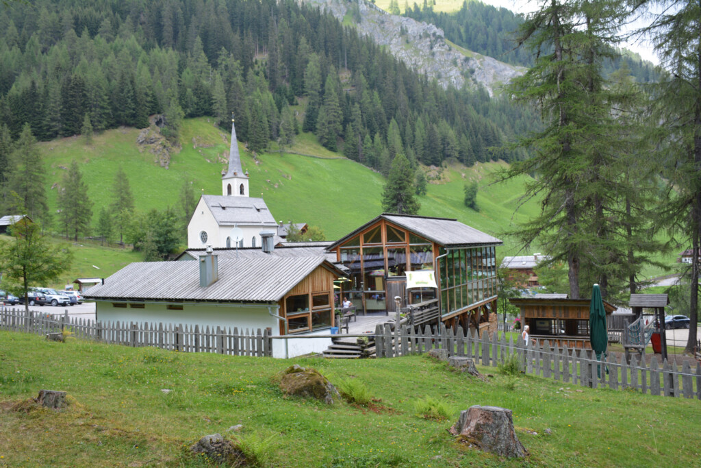 Ausflugsgasthaus „Badl Alm“, Innervillgraten, 1999 – 2000 © Stefan Klausner