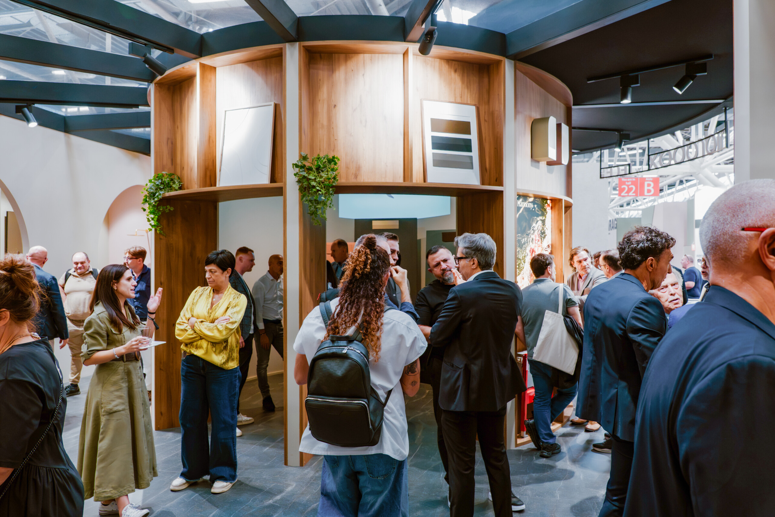 Tece und Hidrobox mit gemeinsamen Auftritt bei Cersaie  